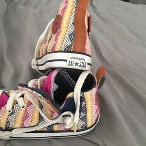 Kids converse